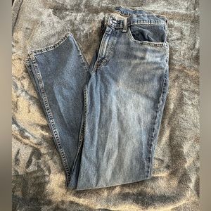 Mens Gently used slightly washed Levi's 514 straight fit  size 34/34